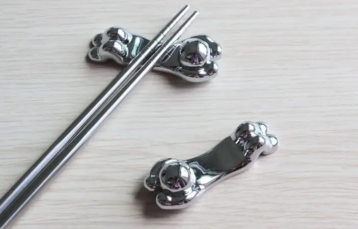 

Kitchen Organization Storage Racks Zinc alloy sit-ups boy chopsticks rest flatware chopsticks holder 6 pcs/lots free shipping