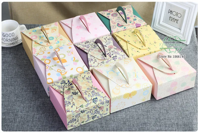 US $65.00 8 Colors 141465cm 4 Grain 80g Mooncake Packaging Box With Handle Cookie Packaging Hand Gift Box 100pcsLot 
