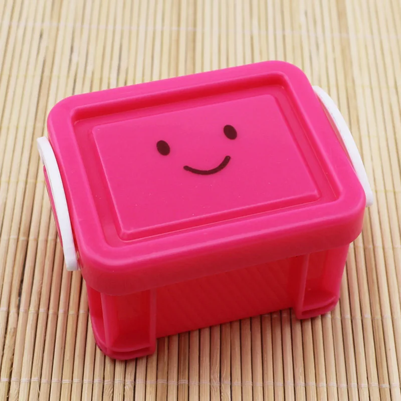 

1Pcs Plastic Mini Desktop Storage Box Cute Jewelry Storage Box Smile Lock Boxes Creative Plastic Case Organizer