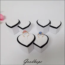 Элегантный 3 пары белый искусственная кожа и черный бархат парные Ювелирные Кольца Дисплей Держатель Bague брелок ювелирные изделия стенд Органайзер чехол