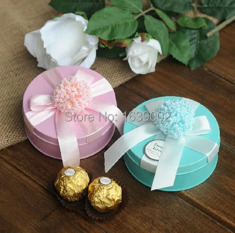 

2018 graceful decorative wedding favors round candy tin box &Free custom name and date