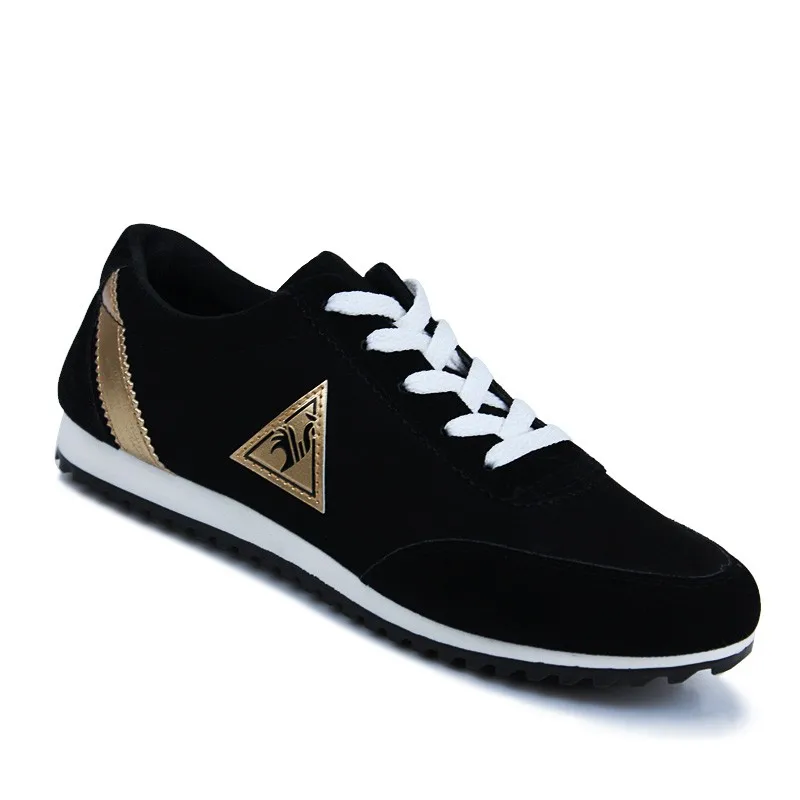 light and comfortable running shoes