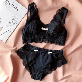 

Wriufred Lace Sexy Vest-Style Underwear Women Bra Sets Cute Bow Bralette Wire Free Comfortable Soft Cup Plus Size Lingerie Set