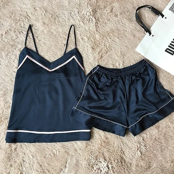 

2019 spring new small fresh trim V-neck sling shorts suit pajamas large size thin section home service