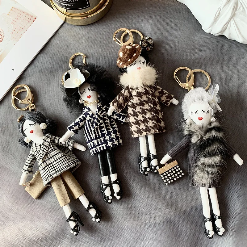 

Fur Pom Pom Key Chain Women Trinket Car Key Ring Keychain Jewelry Gift fluffy keychain on bag Lady Show Handmake Houndstooth
