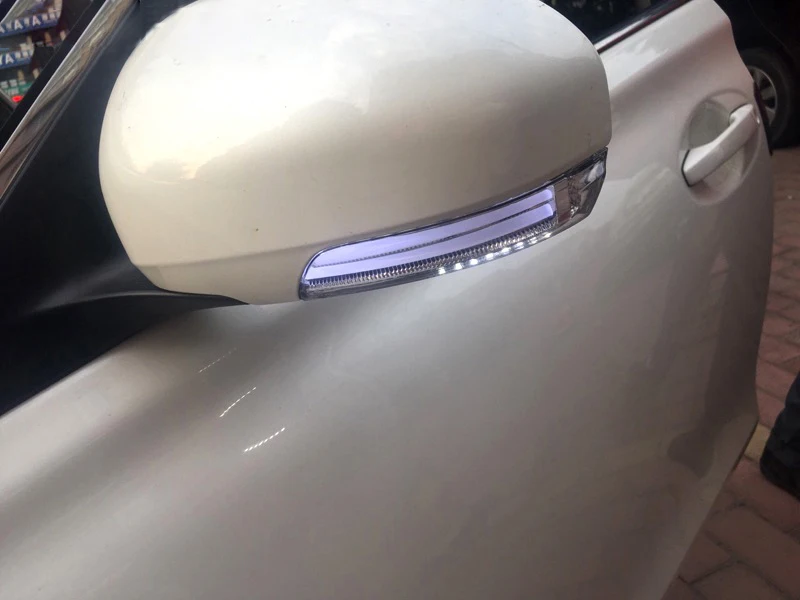 Зеркало заднего вида автомобиля поворотные сигнальные огни Светодиодный светильник для toyota wish Prius Mark X Crown Авто Внешние сигнальные огни поворота сигнала