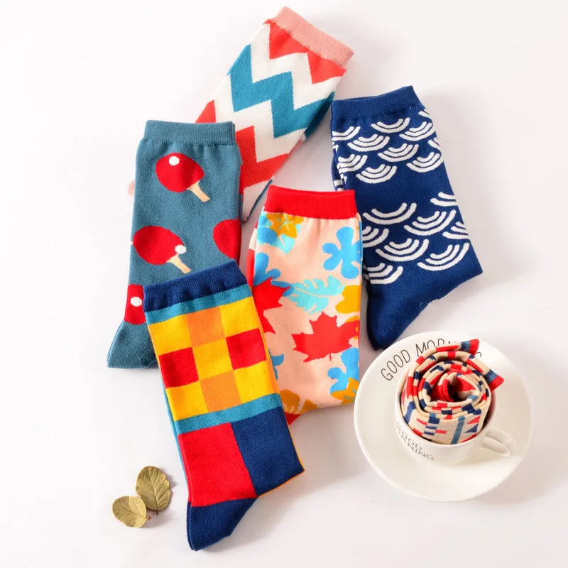1PC Fashion Happy Socks British Wind Geometric Hit Color Personality Couple Male Cotton Sox Women Socks Calcetines Hot sockwell compression socks