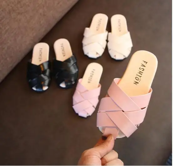 

Summer Shoes Girls Slides Sandals Children Cut-outs Slippers Baby Girl Beach Sandals For Kids Sandals Pink Black