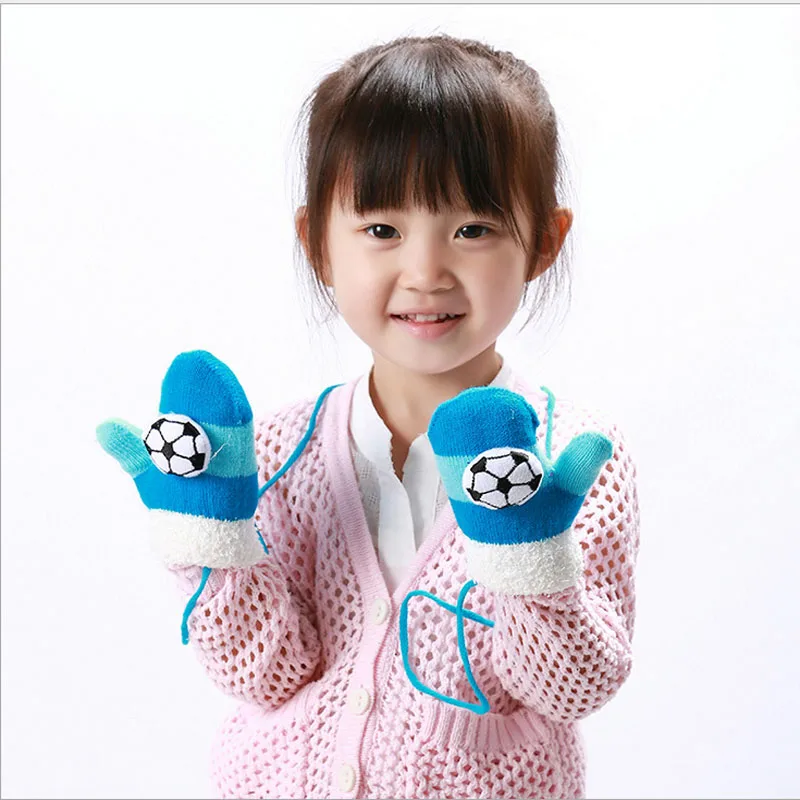 Вязаные перчатки для мальчиков и девочек, теплые варежки на полный палец для детей, зимние мягкие высококачественные перчатки на шнурке