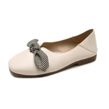 Модные Весенние Новые лоферы; красивые однотонные туфли из искусственной замши на плоской подошве с бантом; Женская удобная повседневная обувь без застежки