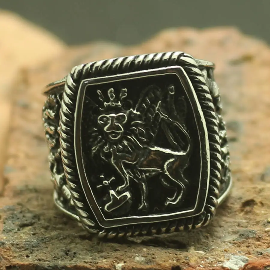 Mens Boys Punk Gothic Lion King Crown Sword Knight Vintage Ring
