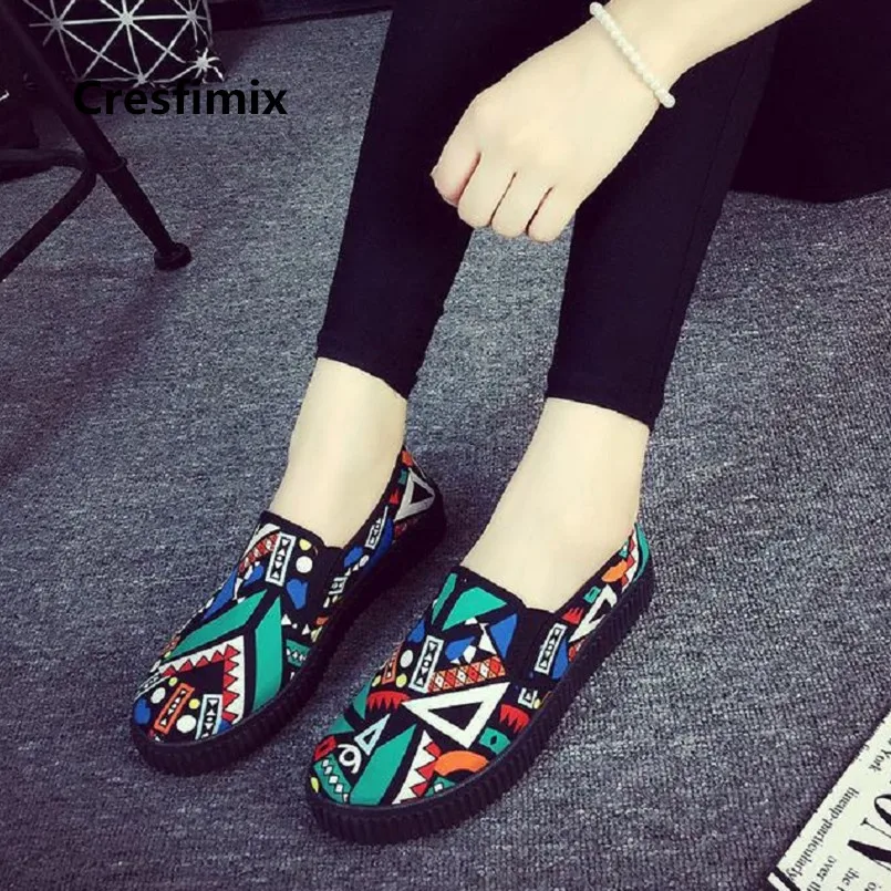 

Women Cute Comfortable Spring & Summer Green Pattern Slip on Flat Shoes Lady Cool Round Toe Canvas Shoes Zapatos De Mujer E3024