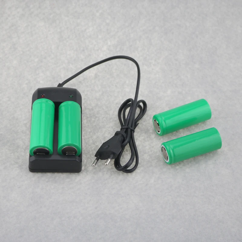 

4PCS 26650 7200mAh 3.7V Rechargeable Li-ion Batteries Battery + 1PC Universal Charger For 14500 16340 18650 26650 32650 Battery