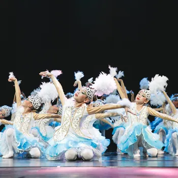 

Performed To Tiange Dance Performances To Serve Female Geese and Children Children To Perform Costumes Dancewear Dance Jumpsuit