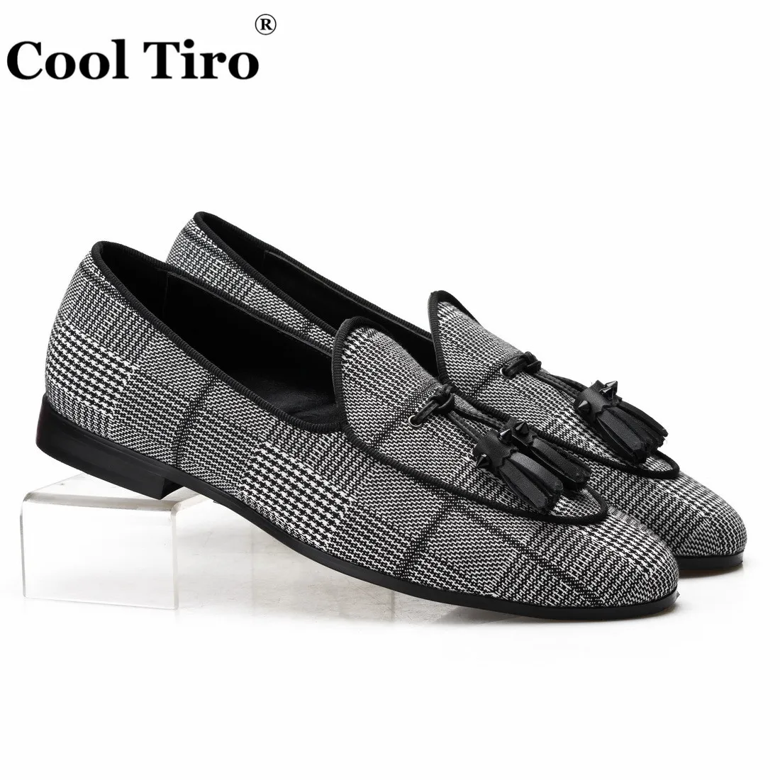 Gingham Men's Loafers With Tassels Flats (1)