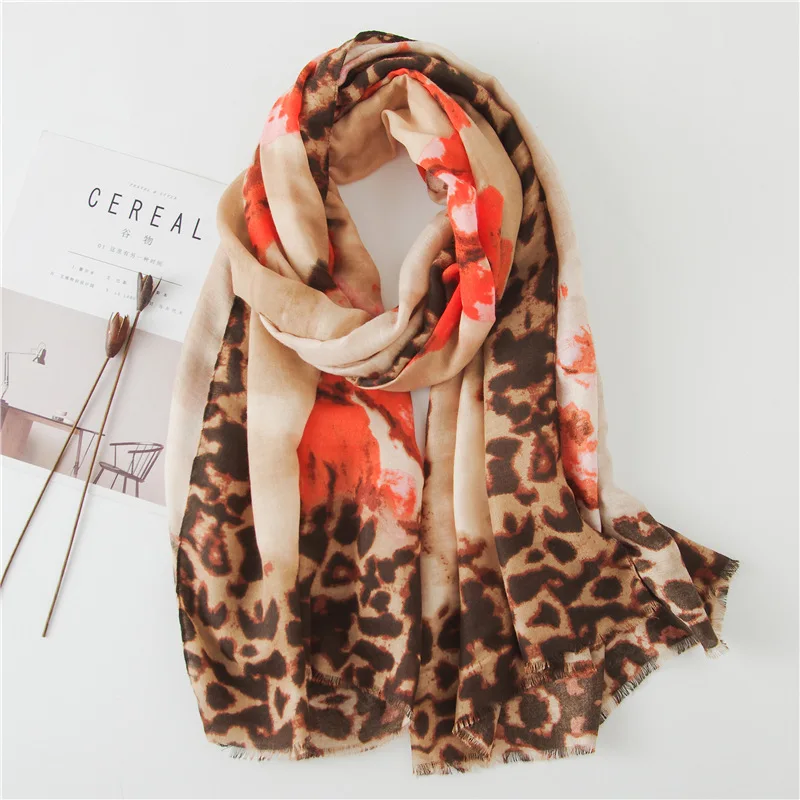 

2019 Women High Quality Sexy Leopard Dot Viscose Shawl Scarf Autumm Winter Thick Pashminas Stole Foulards Muslim Hijab