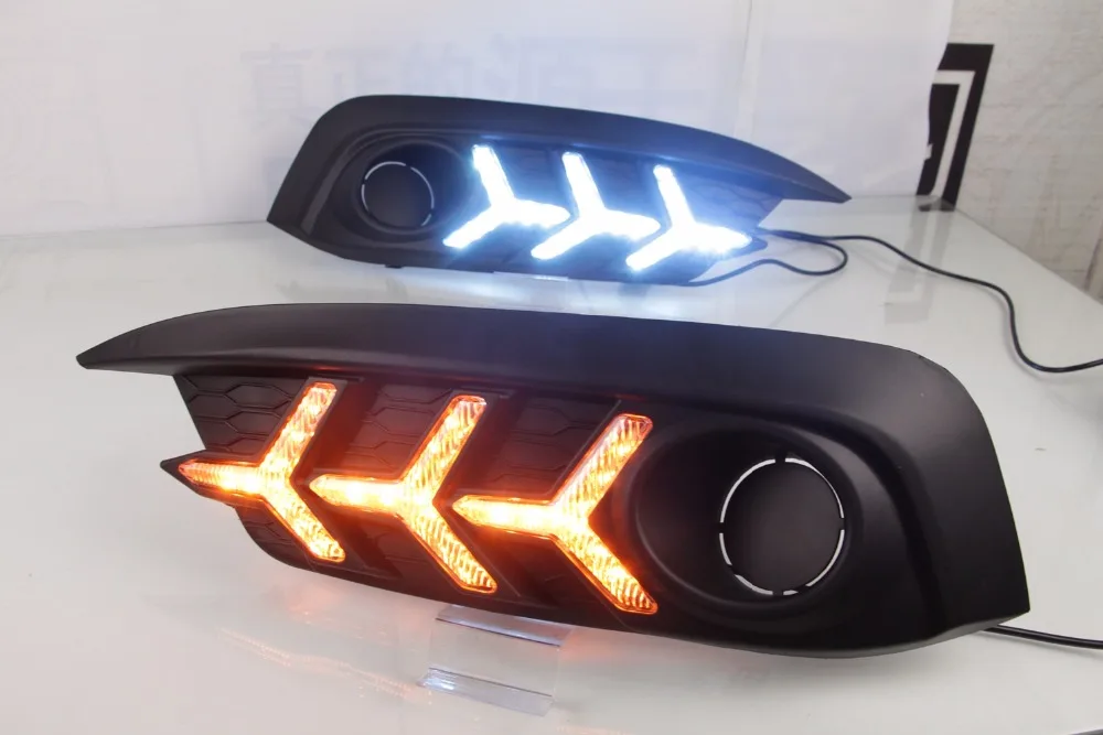 

Qirun led drl daytime running light for honda civic 10th 2016-2018 with moving yellow turn signals and blue night running light
