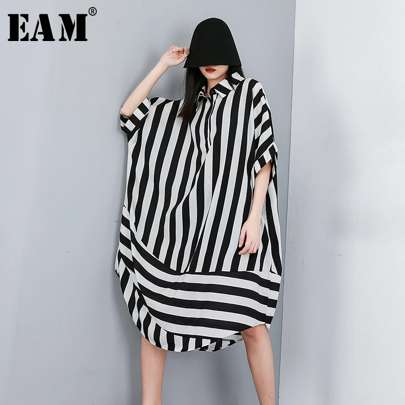 

[EAM] 2019 New Spring Summer Lapel Half Sleeve Black Striped Printed Split Joint Big Size Shirt Women Blouse Fashion Tide JW574