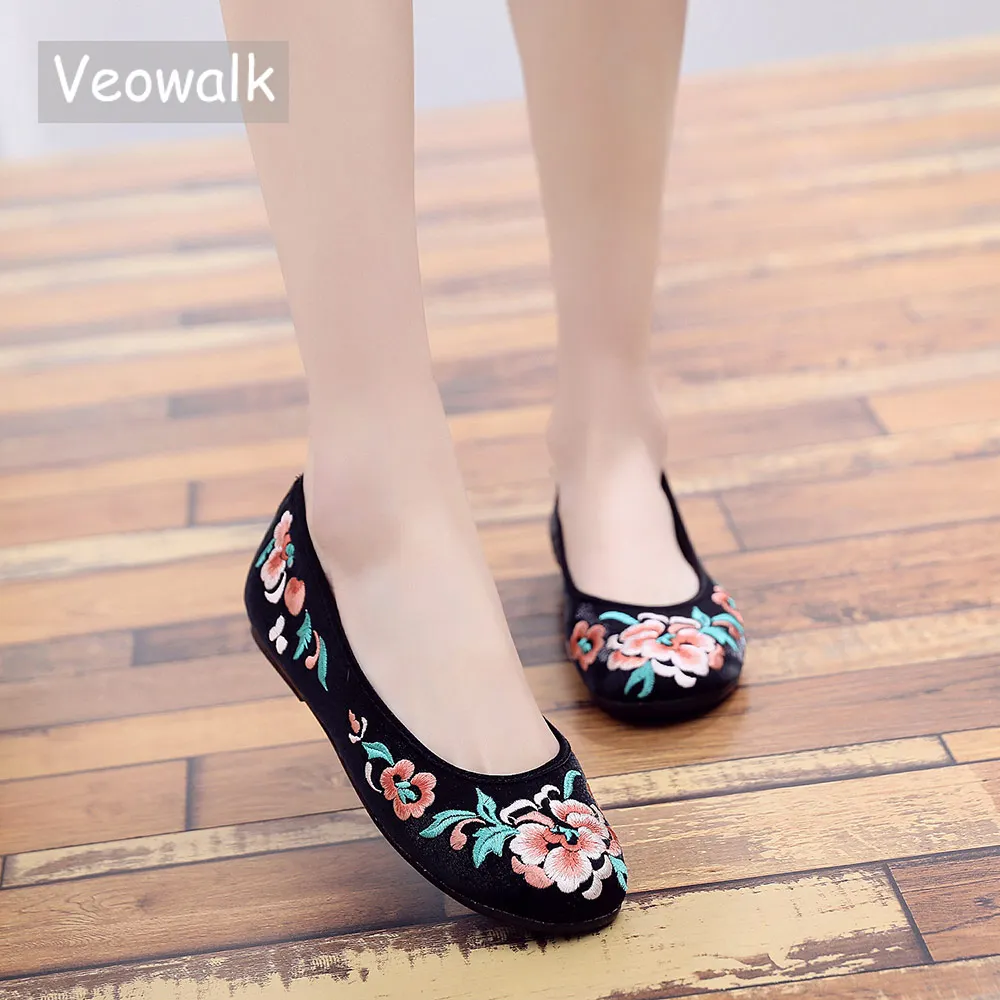 

Veowalk Chic Embroidery Women Cotton Fabric Ballet Flats Low Cut Ladies Casual Canvas Slip On Ballerinas Soft Old Beijing Shoes