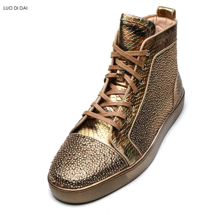 Новые мужские золотые кожаные кроссовки вечерние туфли серьги-гвоздики с бриллиантами повседневная обувь кроссовки со стразами на шнуровке мужские Разноцветные туфли на плоской подошве