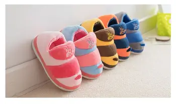 

2018 Wholesale slipper home Wooden Floor new Kids Boys girls Cartoon Bee winter Slippers Cotton Lovely Soft slippers