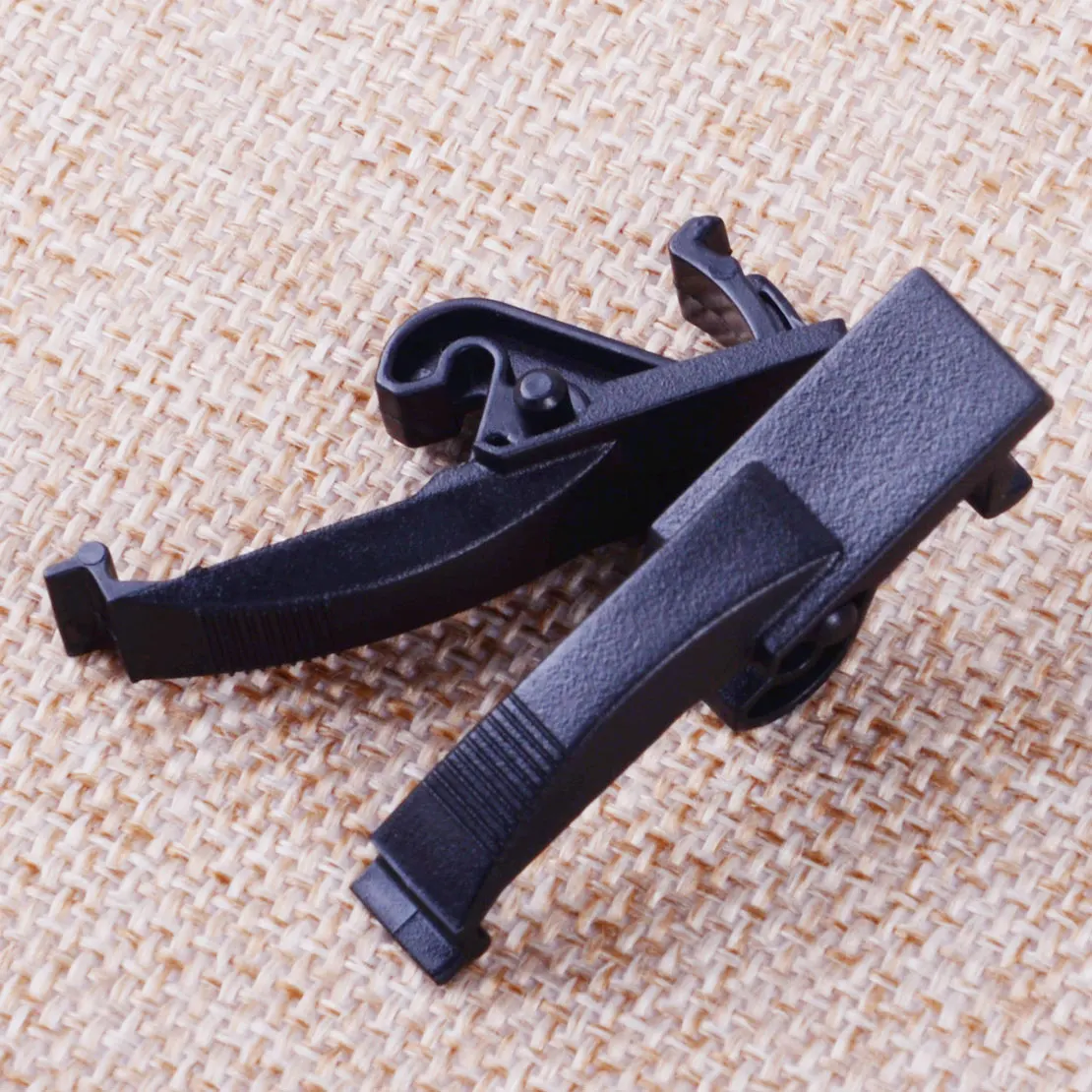 

CITALL 2Pcs Plastic Black Front Wiper Blade Arm Retraining Clip Adaptor Connectors Fit for Audi A4 B6 B7 RS4 8E0955247