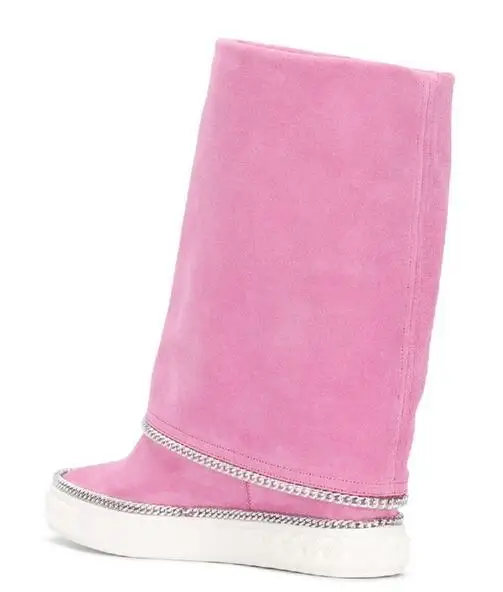 Пикантные замшевые ботинки с цепочкой; цвет синий, розовый; золотистые ботинки на скрытой металлической танкетке; зимние ботинки на резиновой подошве