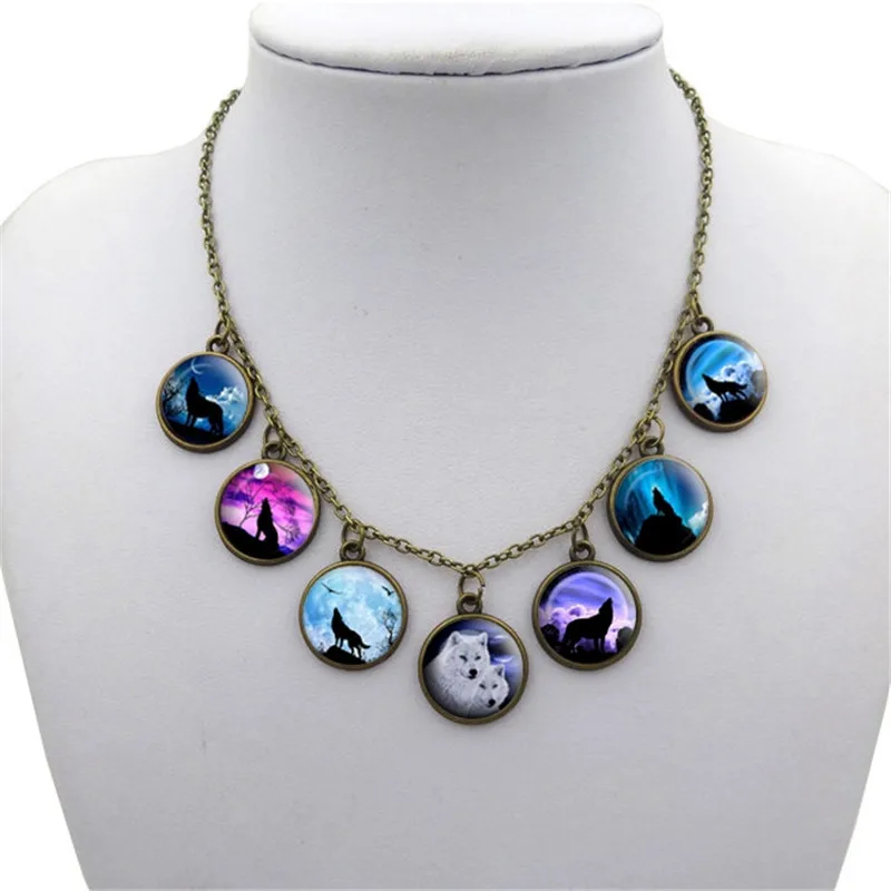 

Glass Cabochon Pendant Necklace Fashion Jewelry Howling wolf moon Pendant Ancient bronze Chain choker necklace Women gift
