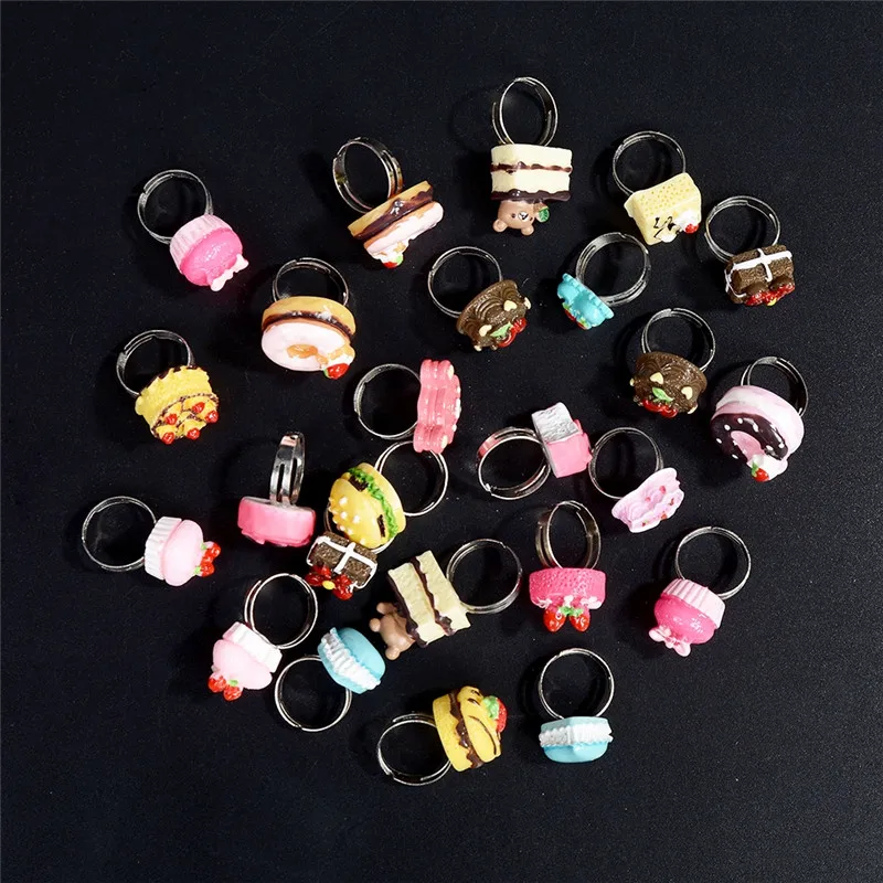 10pcs/Lot Resin Send Randomly Shape Charm Fake Cake Food Kids Rings Lovely Jewelry For Boys Girls Wholesale Party Accessories