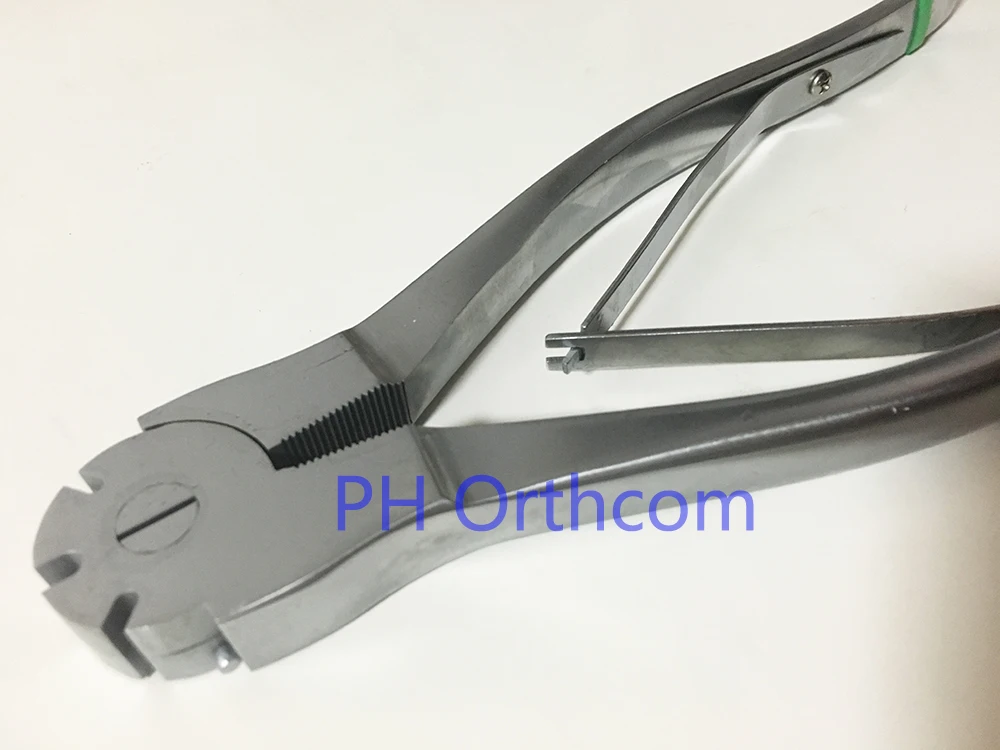 K. Wire Cutter Veterinary Orthopedic Instrumentin Toiletry Kits from