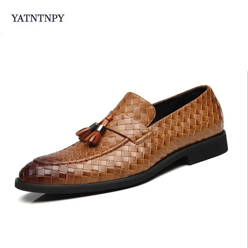 

YATNTNPY New Brand Brogue Shoes Men dress formal PU Leather Shoes Man Bullock carved shoes pointed toe oxfords fashion dress sho
