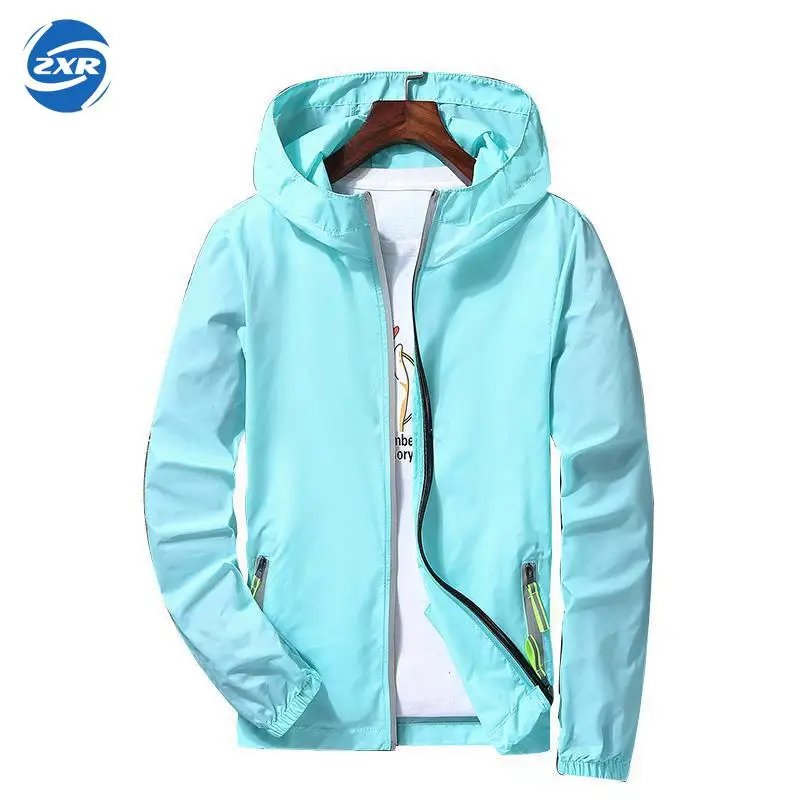 

Ultra-light Men's Summer Hooded Hiking Jacket Super-thin Windbreaker Packable Skin Coat Sunscreen Waterproof Beach Jacket