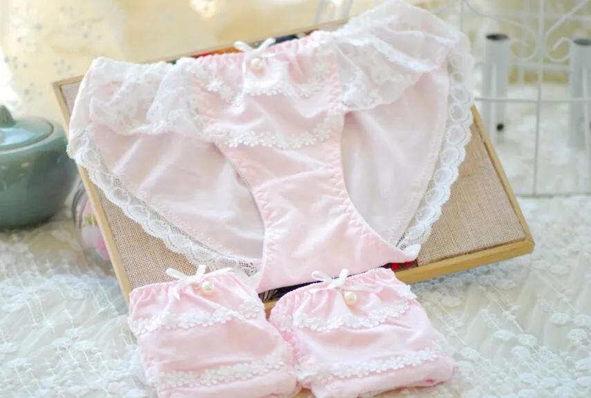 Prissy Sissy Lace Pearls Bow Panties Prissy Sissy Lace Pearls Bow Panties
