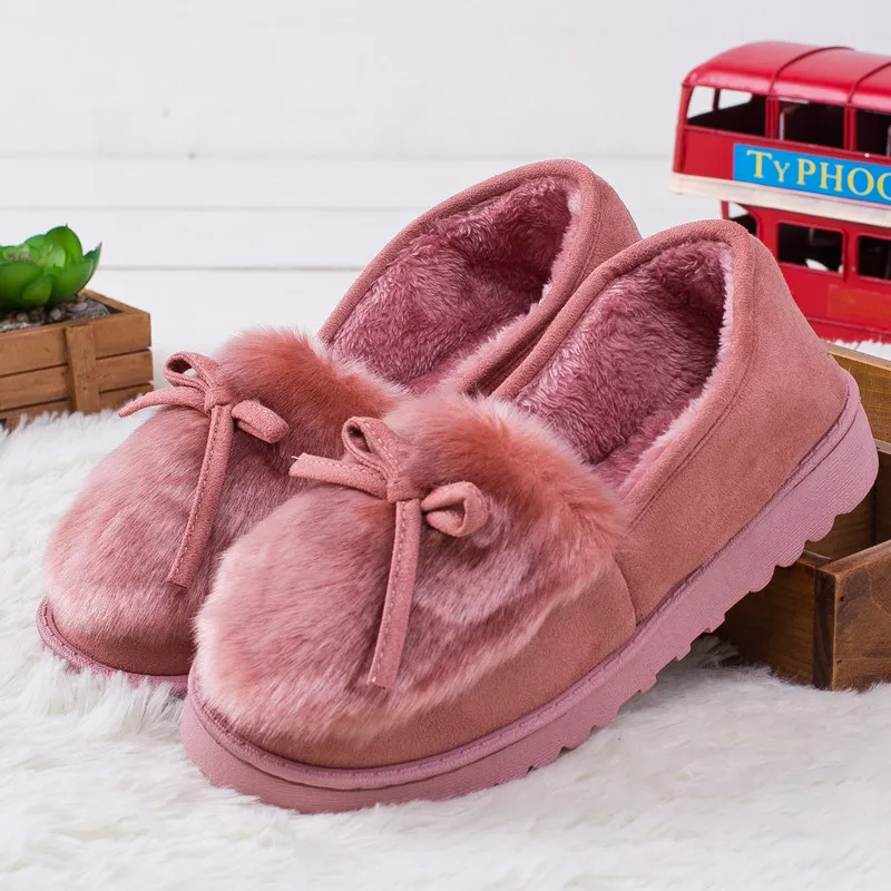 Зимняя обувь на платформе; женские уличные домашние тапочки; женские зимние меховые шлепанцы; домашние сандалии; пушистые тапочки; Женские Симпатичные лоферы с бантом - Цвет: Pink