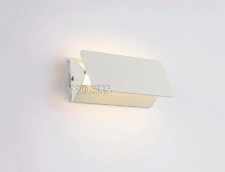 wall-light-01-3