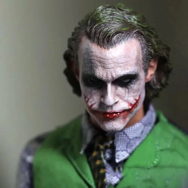 Набор аксессуаров для кукол heathh Ledger The Dark Knight JOKER 12 дюймов не включает в себя