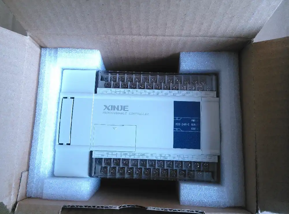 XC3-24R-E XINJE XC3 серии ПЛК AC220V DI 14 DO 10 Реле Новый в коробке - изображение