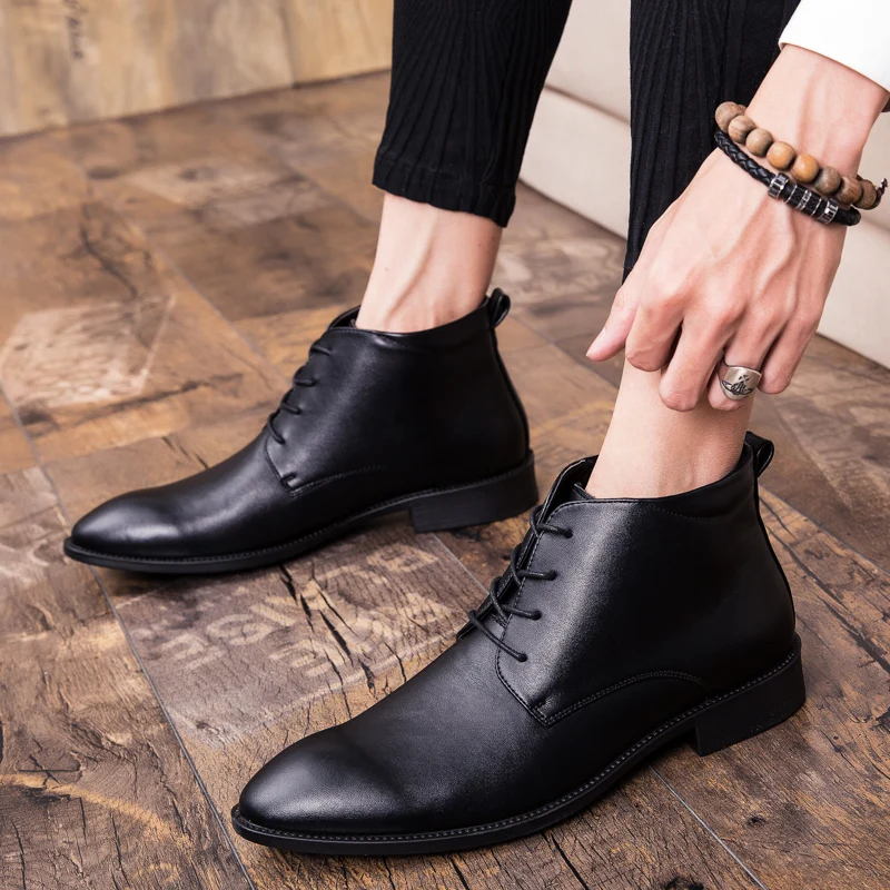 Goede 2018 Nieuwe Hoge Kwaliteit mannen Korte Laarzen Comfortabele Suède Chelsea Boot Pluche Fur Warm Winter Laarzen Anti op Oxfords