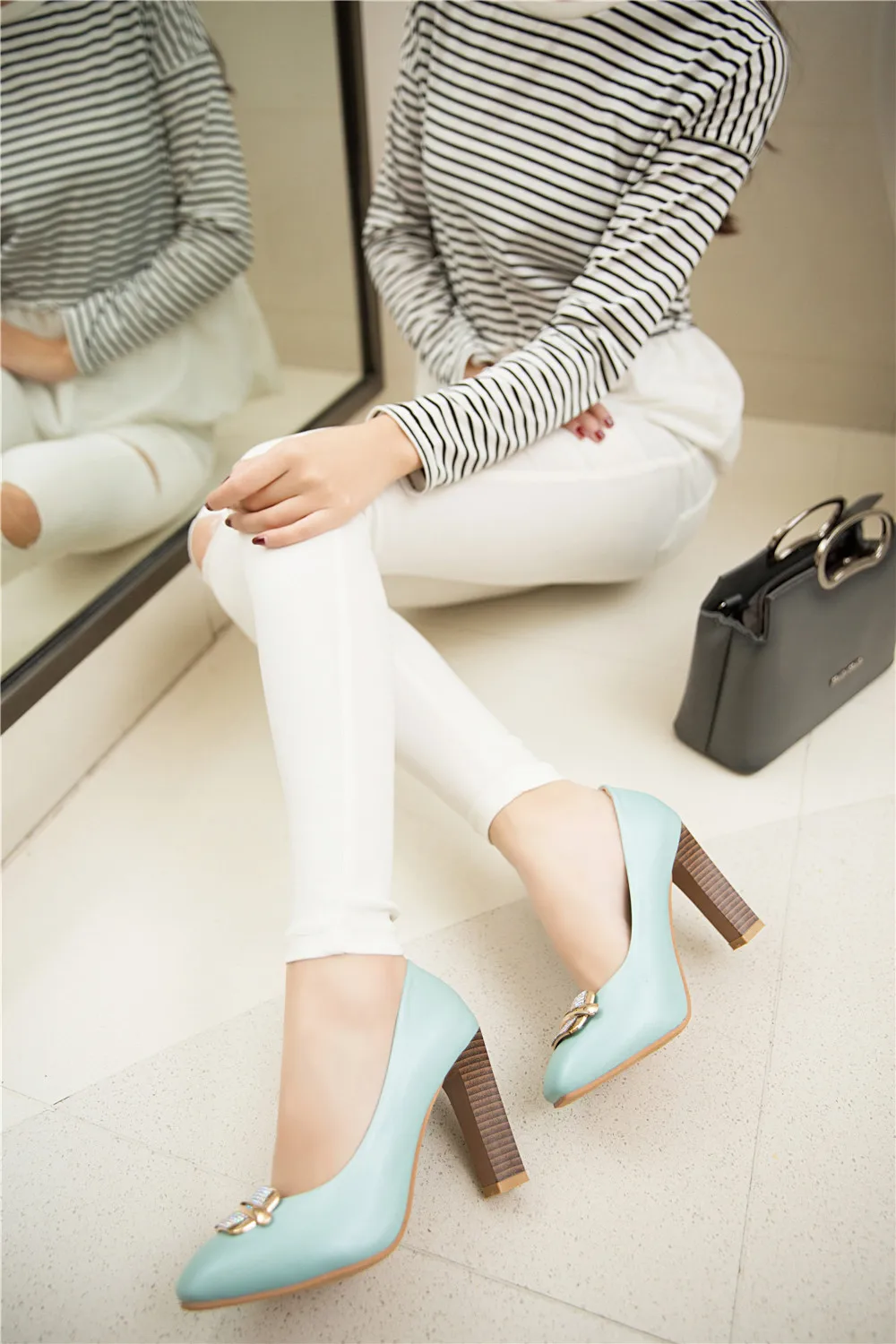 aeProduct.getSubject ()