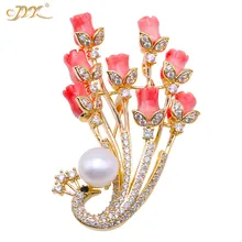 JYX элегантная особенная красный коралл цветок брошь с 10 мм натуральный пресноводный жемчуг Сияющий Циркон подарок