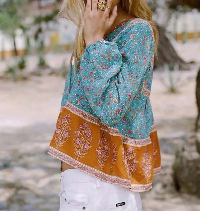 Boho Blouse 2018 Floral Print Blouses Vinatge Sexy V-Neck Long Sleeve Lace Up Bohemia Women Blouses Hippie Top Dropshipping