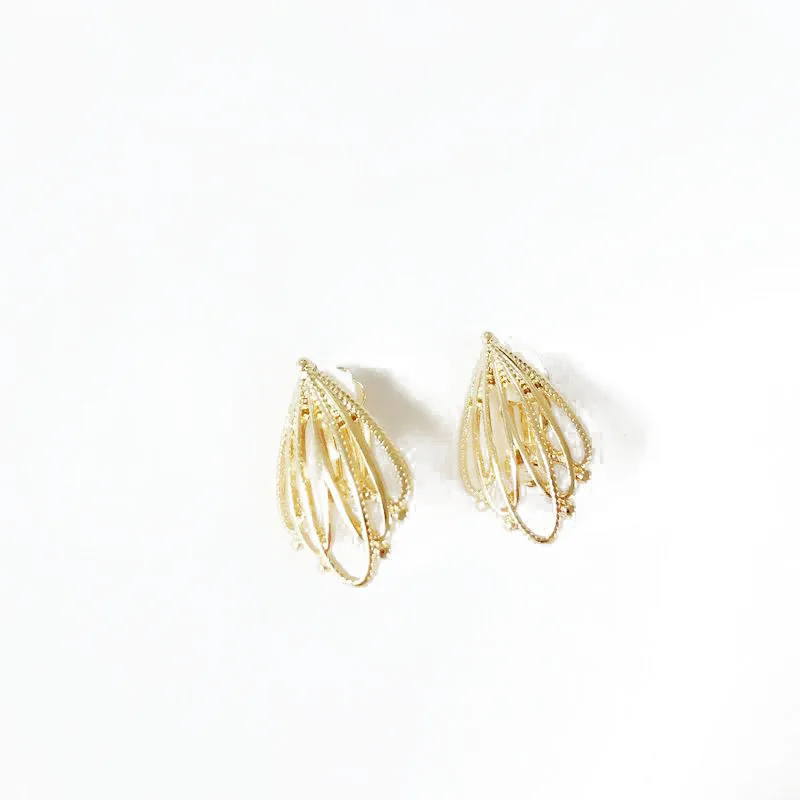 

Free Shipping Filigree Fashion Simple Alloy Clip Earring