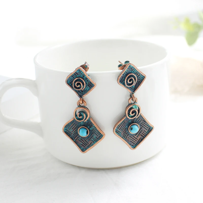 

Retro Irregular Geometry Double Rhombus Pendant Earrings Crystal Stone Spiral Totem Earrings Ethnic Style Personalized Jewelry