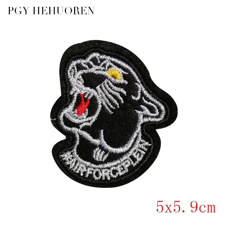 

PGY Cheetah Badge Embroidered Clothing Patch Iron-On Kids Cuffs Neckline Marking DIY Decorative Embroidered Animal Cloth