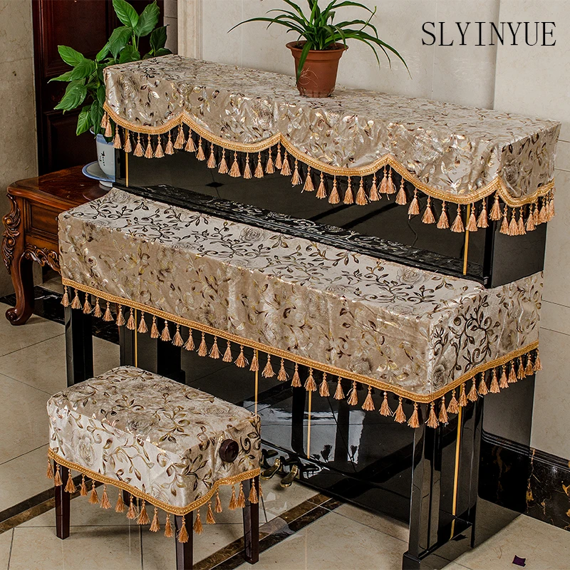 

Curtains Tela Mosquito Toalhas De Mesa Bordada Cooking Tools New European Style Piano Lid Dustproof Plush Three Piece Suit