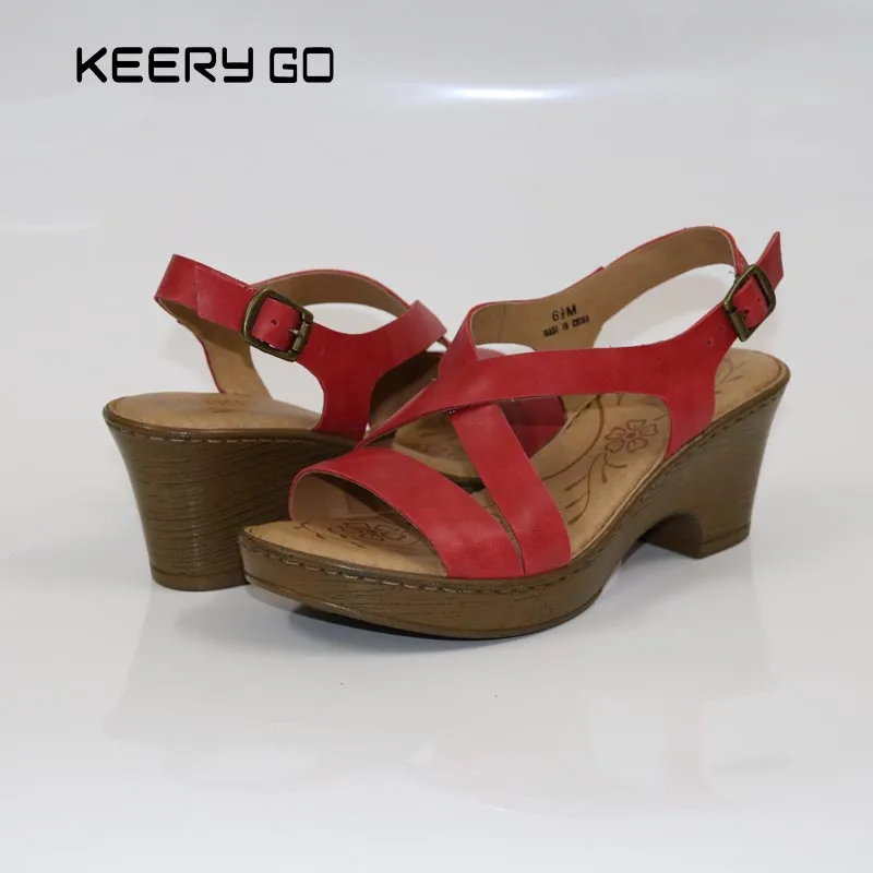 melhor New high end sandálias de couro com sapatos de couro confortáveis sandálias fora do clássico de todos os jogos das Mulheres