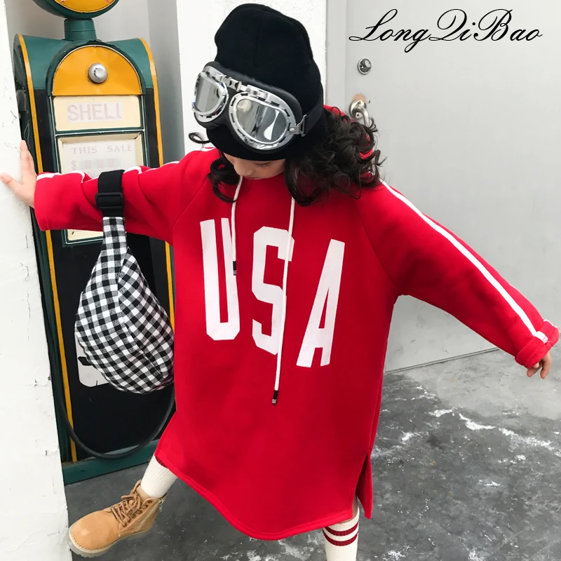

Children's 2018 autumn and winter new plus velvet long hooded sweater in the big children's children's letters printed loose coa