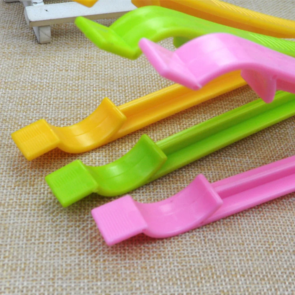 2 PCS Multi functional Nonslip Bottle Clip Safe