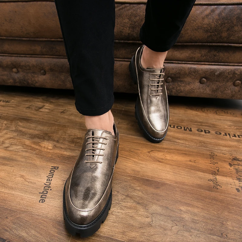 Модельные туфли со скрытым каблуком и толстой подошвой; роскошные мужские туфли в итальянском стиле; модные мужские деловые свадебные кожаные туфли