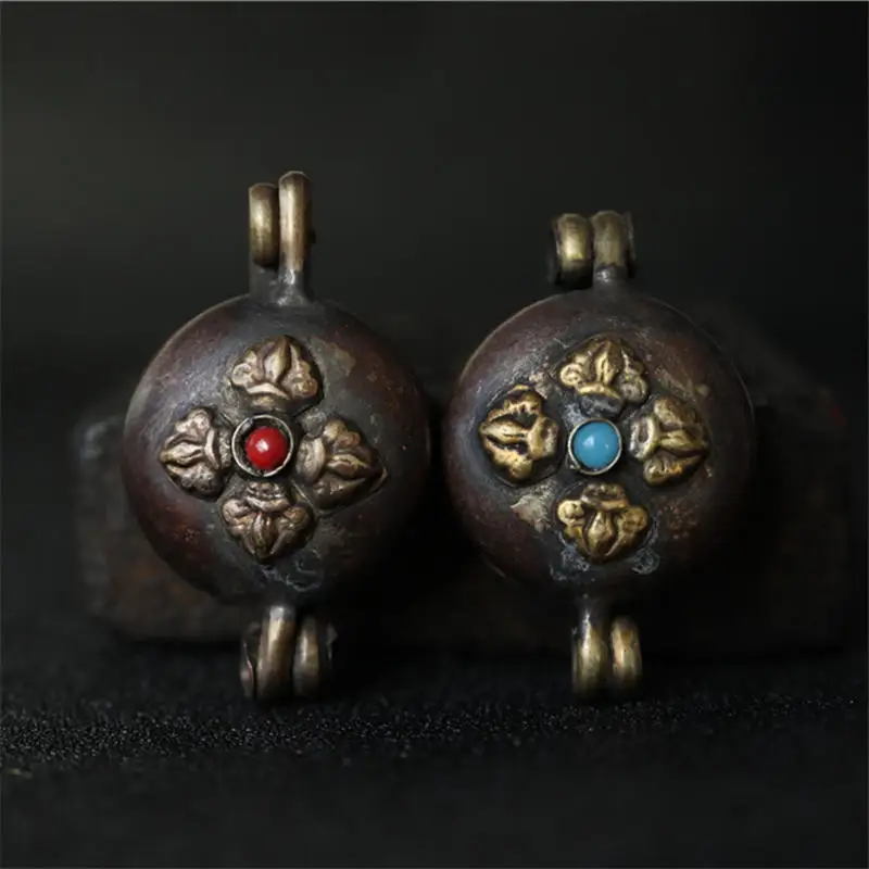 

TGB041 Tibet Old Brass Brown Cross Dorje Kalachakra Small Prayer Box Pendants Tibetan Amulets Box Pendants